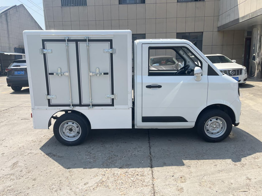 Электромобиль ELF CARGO (L7e CU)