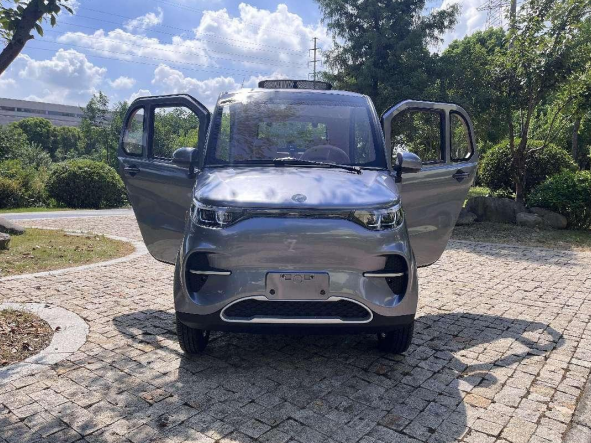 Электромобиль EV1 (L6e)