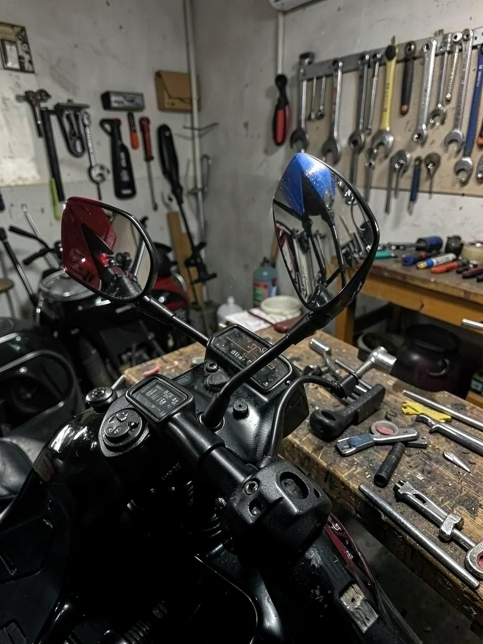 Зеркало заднего вида для мотоцикла Honda Diu NS125 SDH125T-35