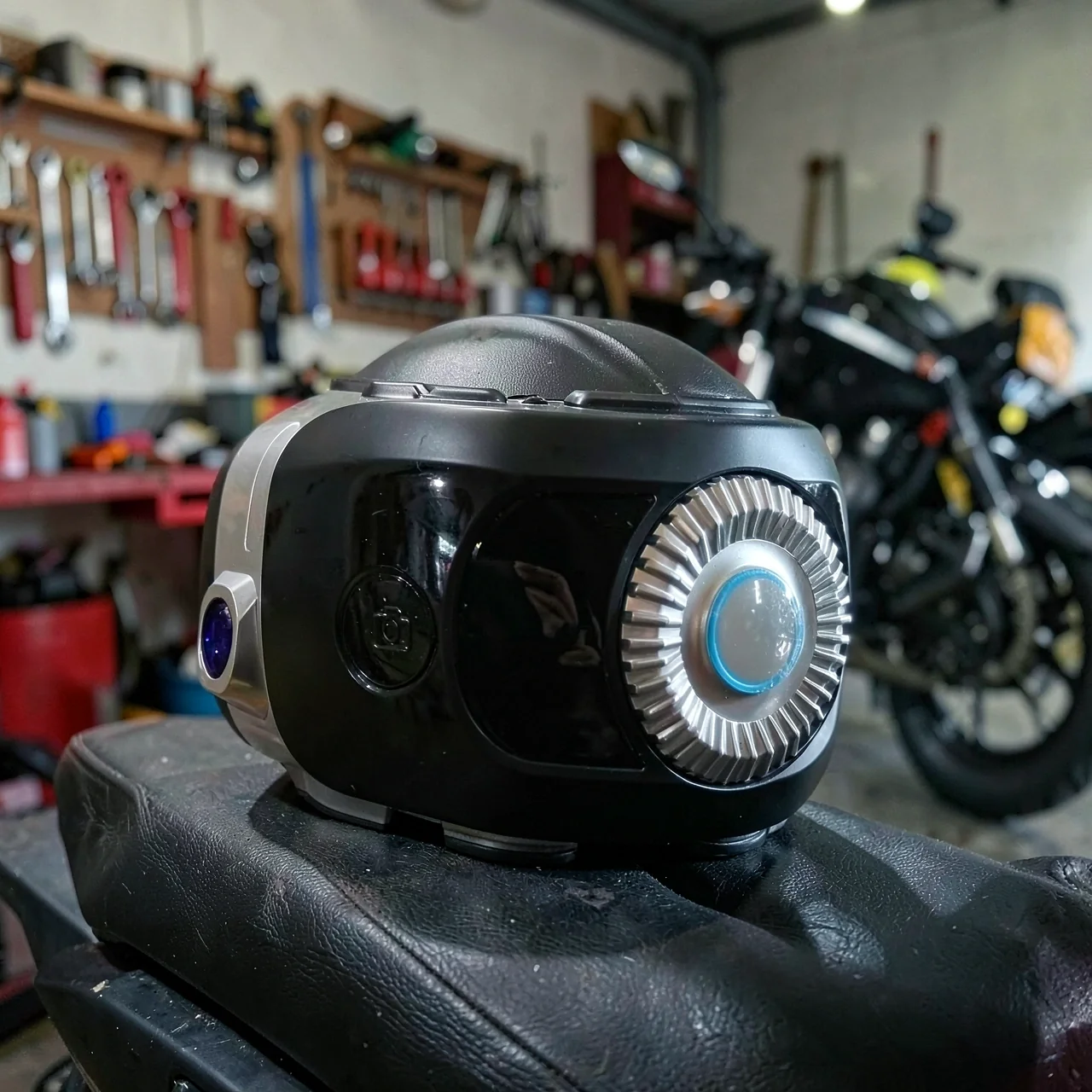 Видеорегистратор для шлема Airide G5 Pro с Bluetooth