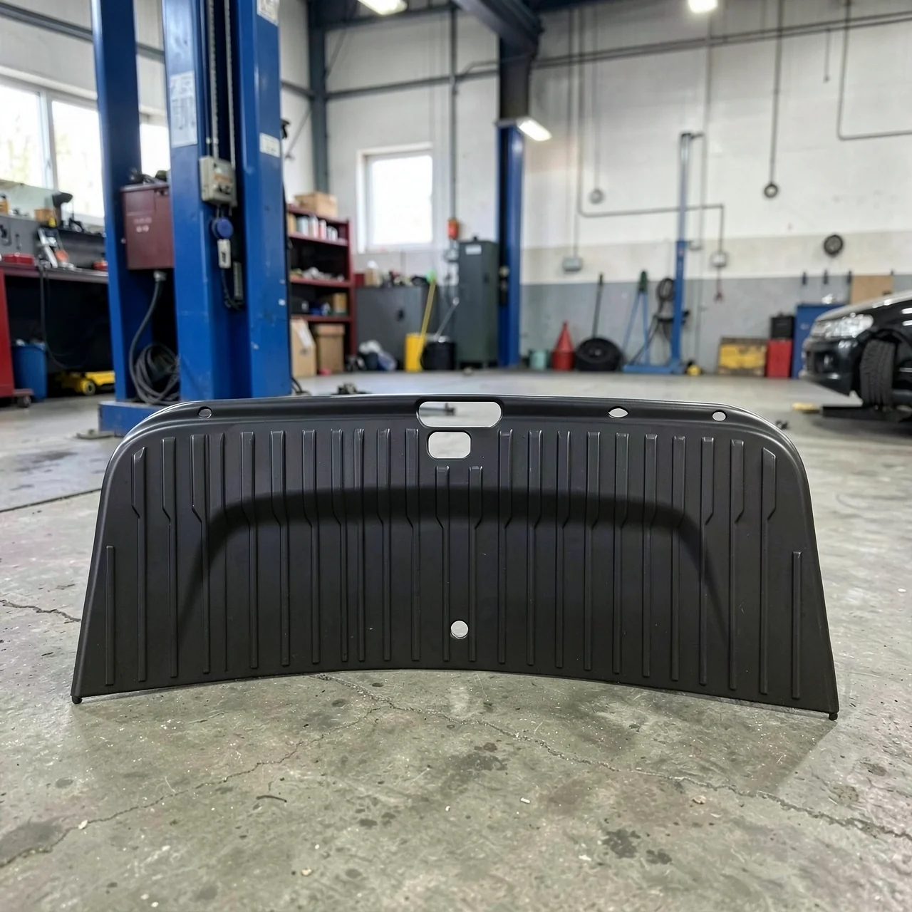 Защитная панель TPE Tesla Model Y