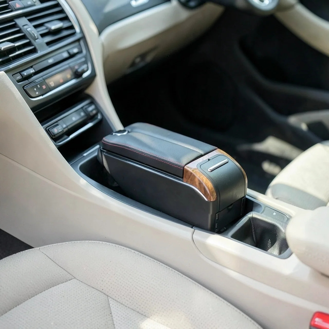 Подлокотник Volkswagen Santana 3000 черный