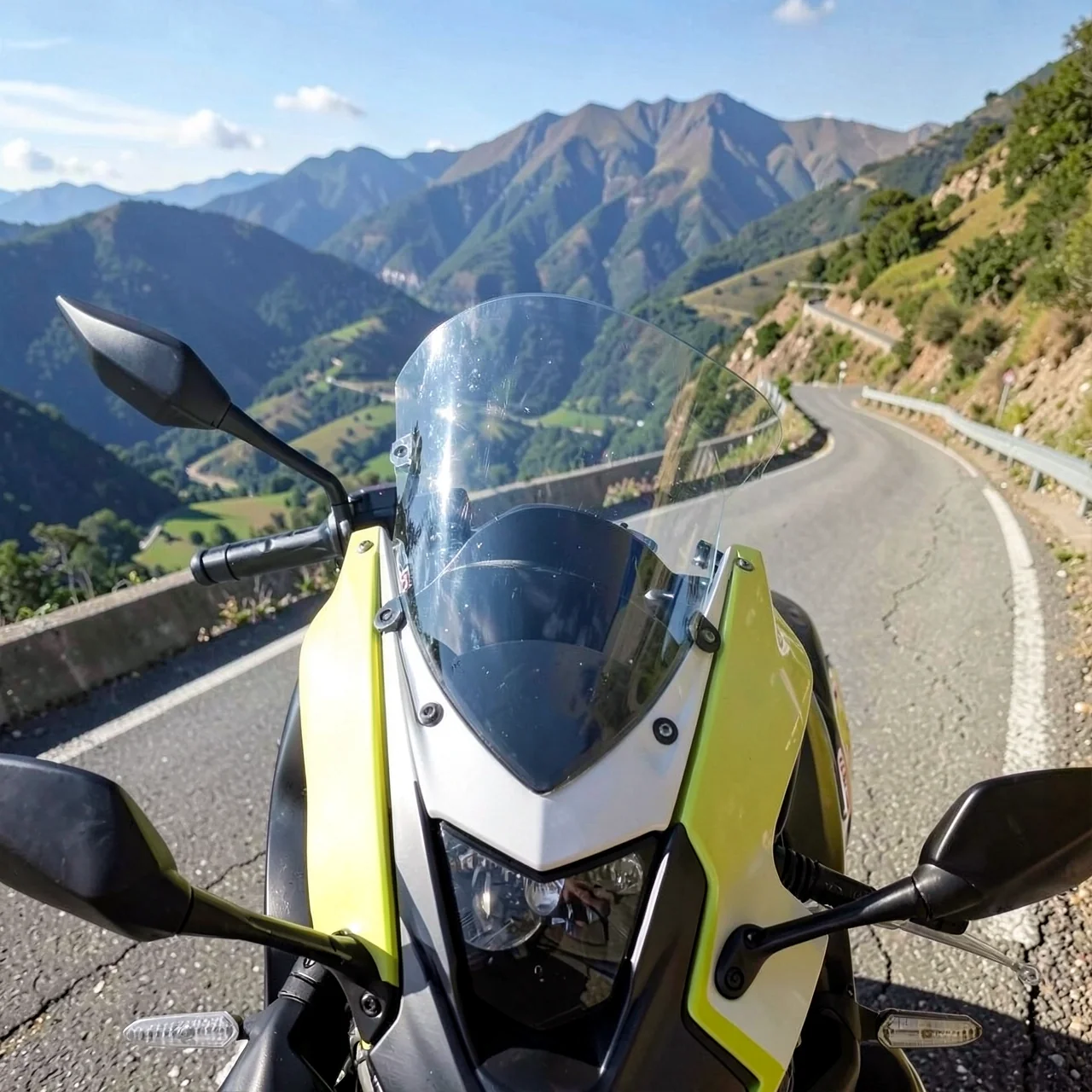 Ветровое стекло черное без маркировки