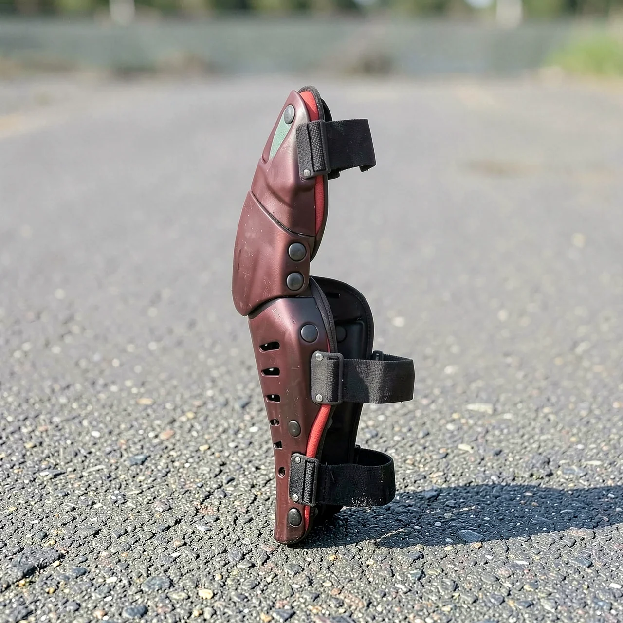 Наколенники мотоциклетные YWRider красные