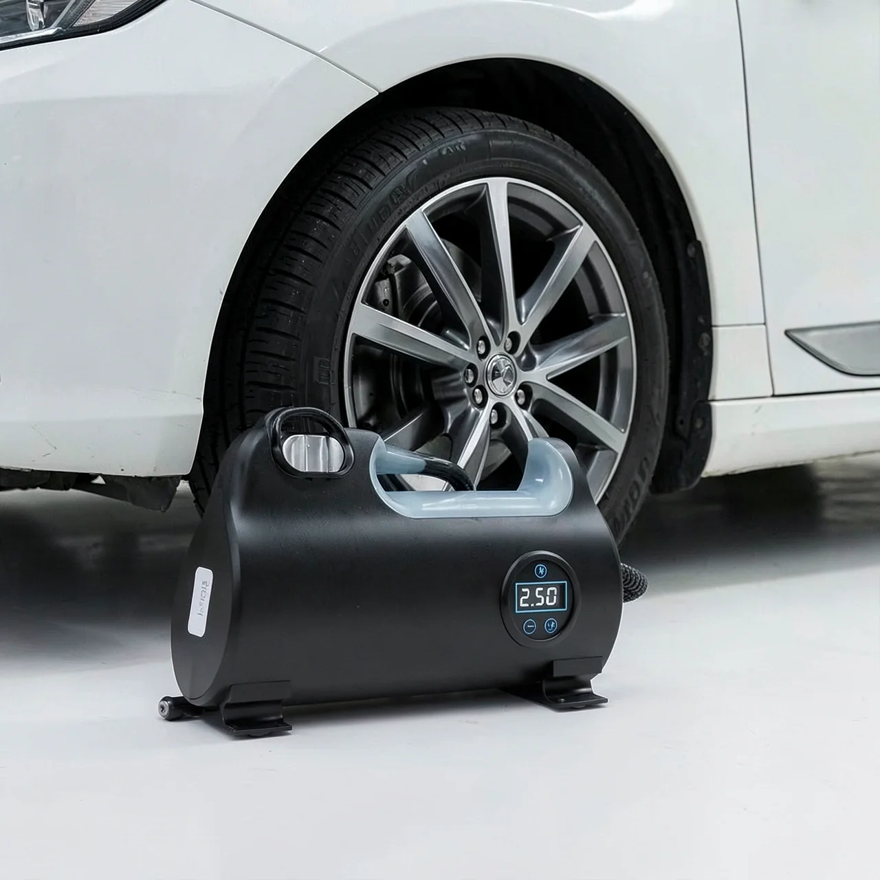 Компрессор Leiben Inflator T цифровой максимальная комплектация