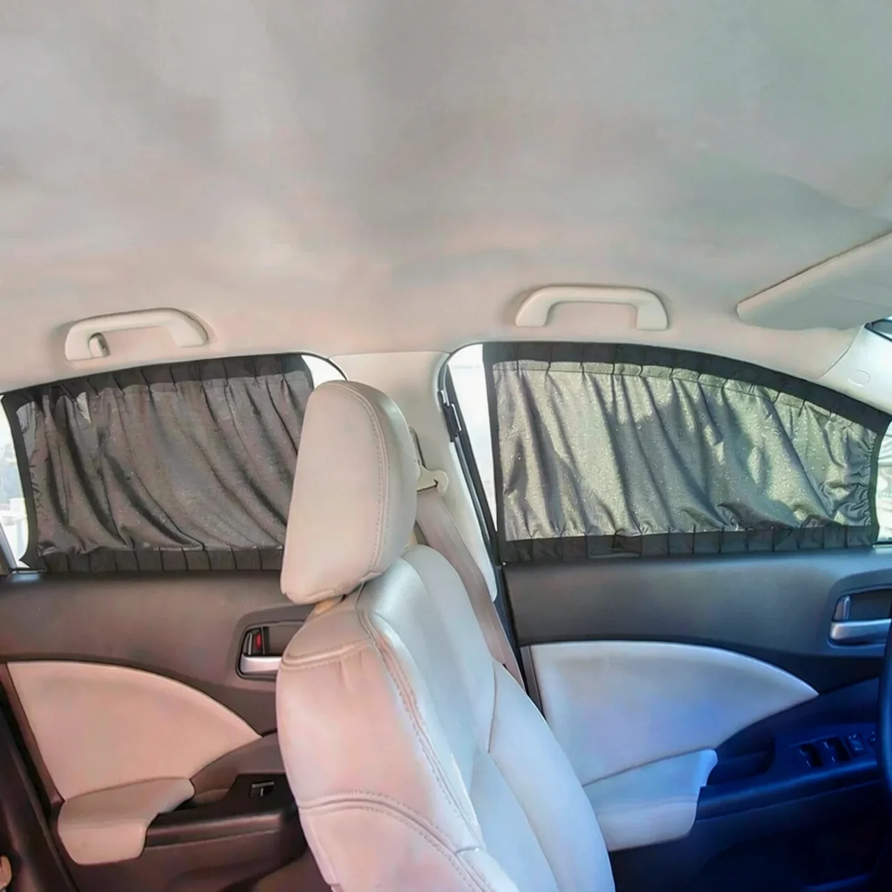 Штора солнцезащитная автомобильная M