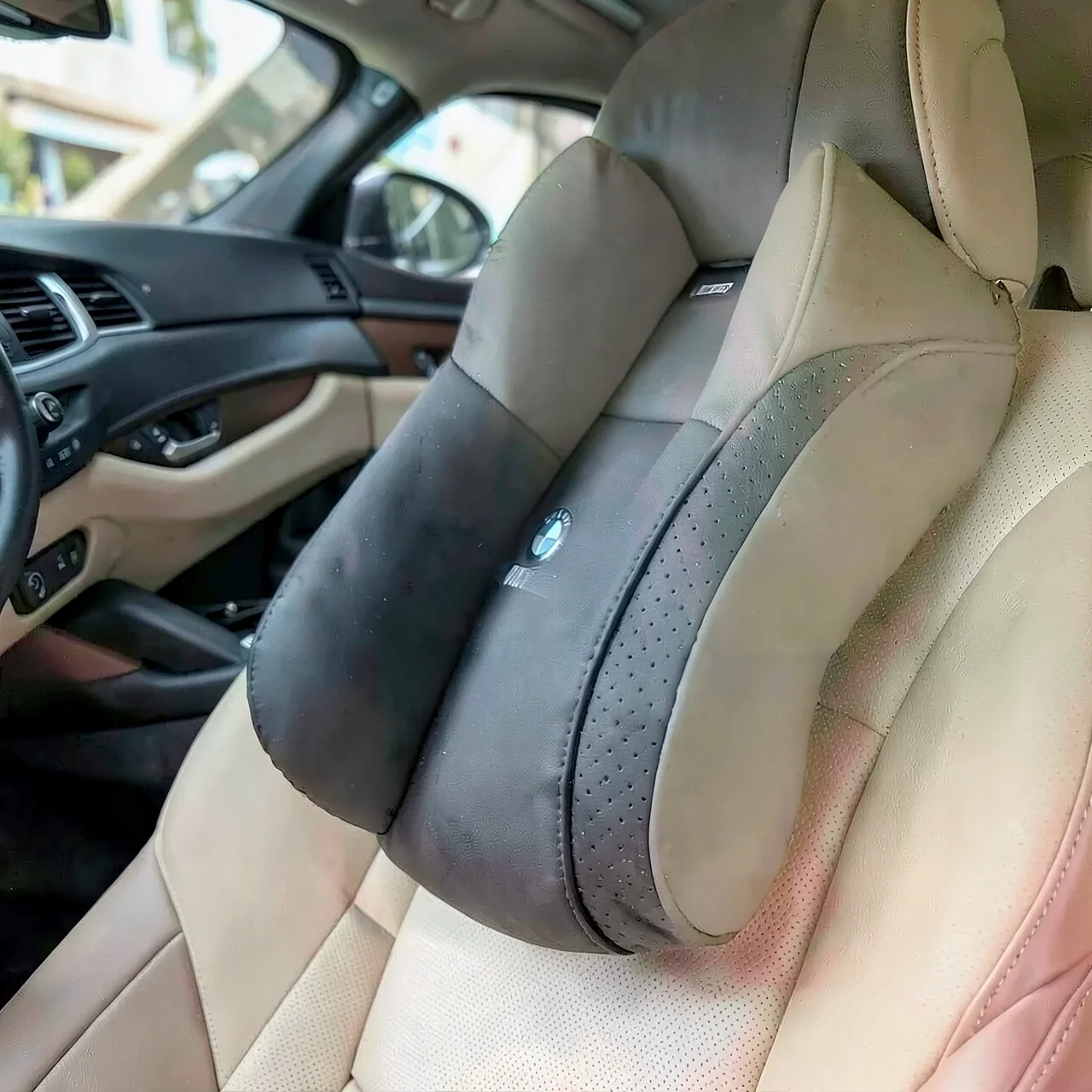 Комплект подушек BMW белый