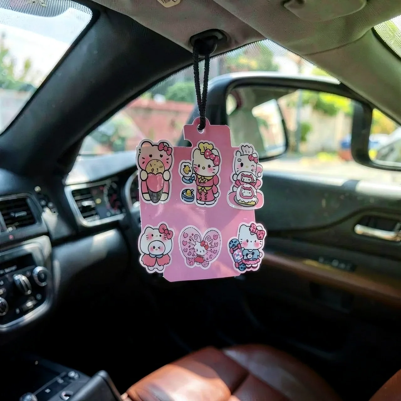 Ароматизатор Hello Kitty фиолетово-белый
