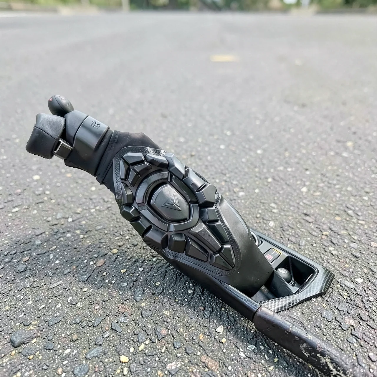 Налокотники защитные Motowolf черные L