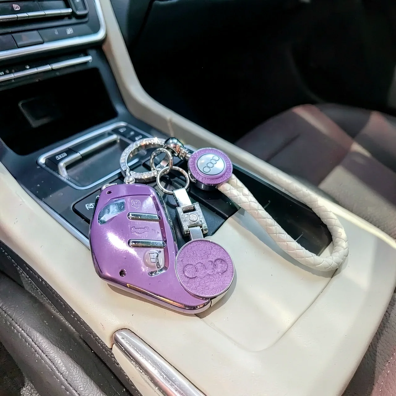 Чехол Audi D фиолетовый
