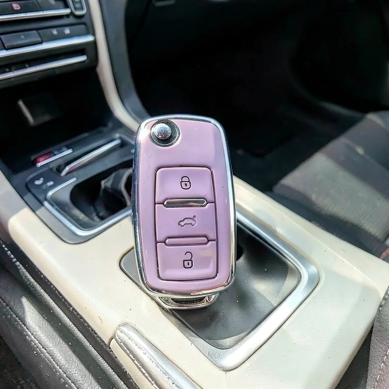 Чехол для ключа Volkswagen D фиолетовый