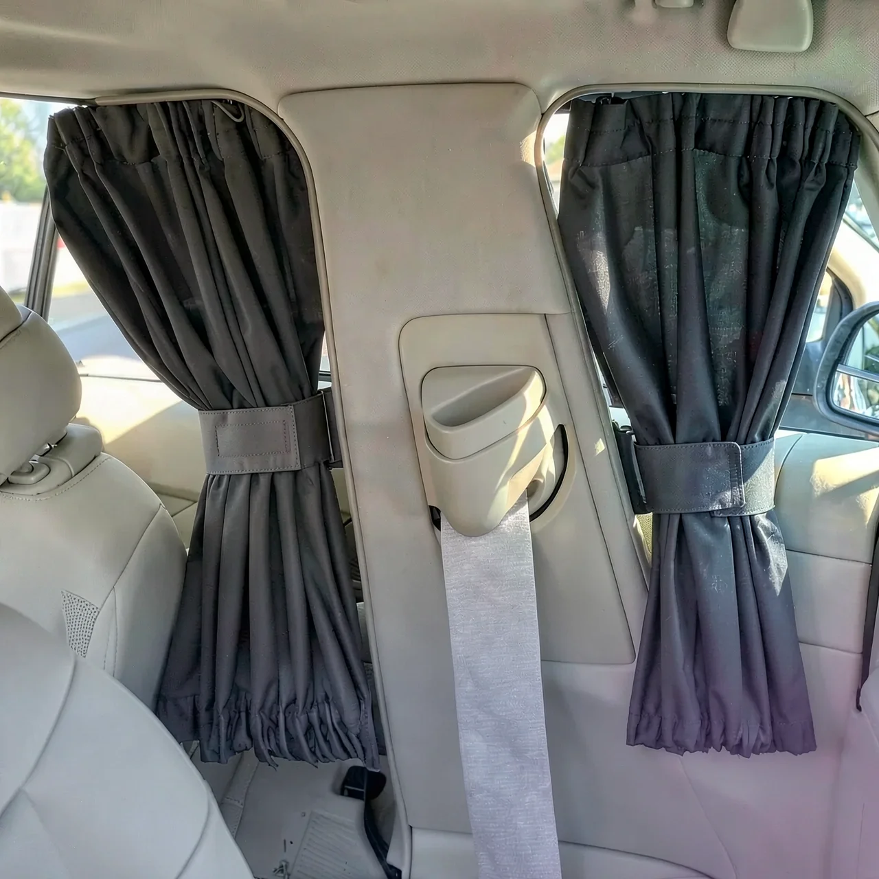 Штора солнцезащитная 70L черная
