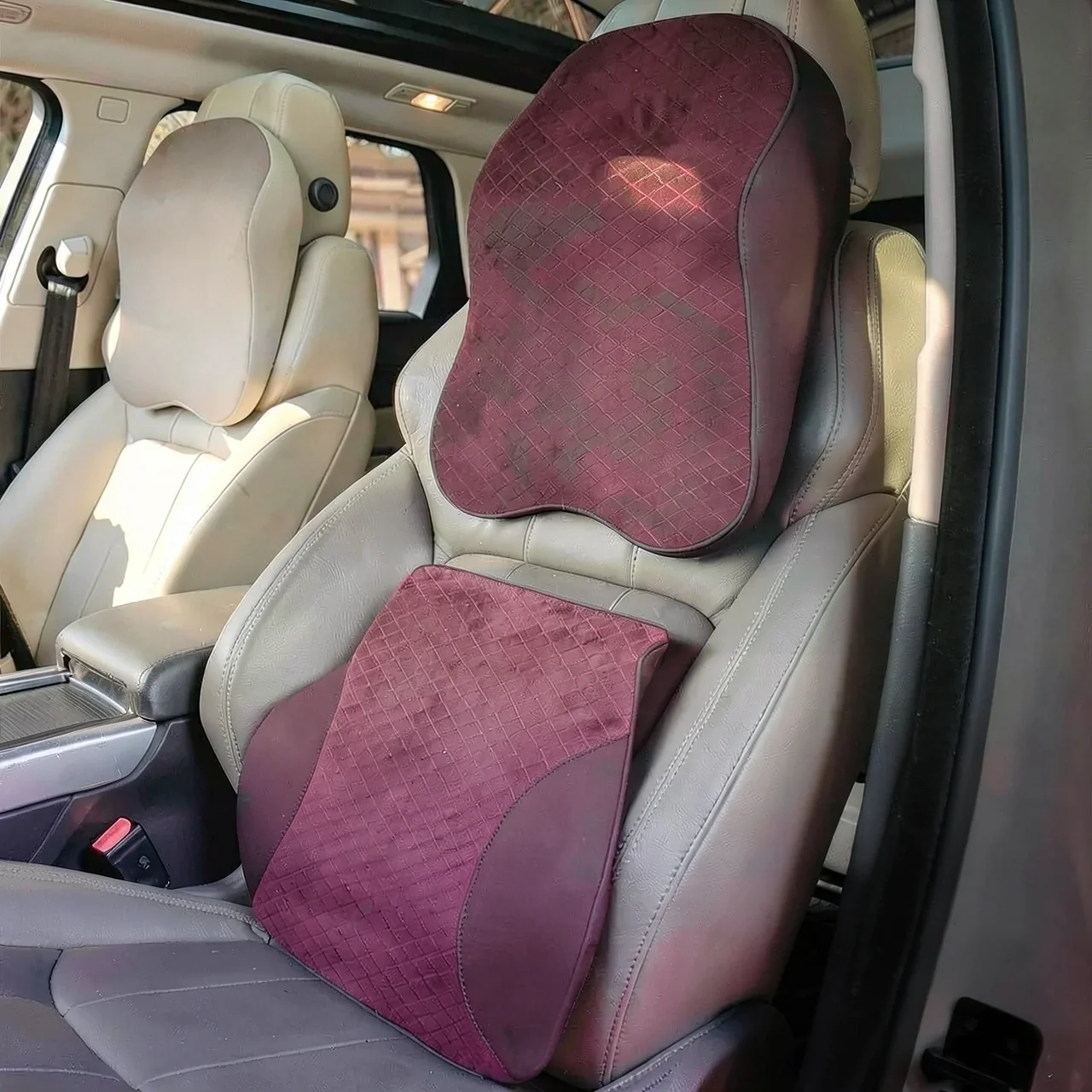 Автомобильная подушка CAROTCOTHO красная