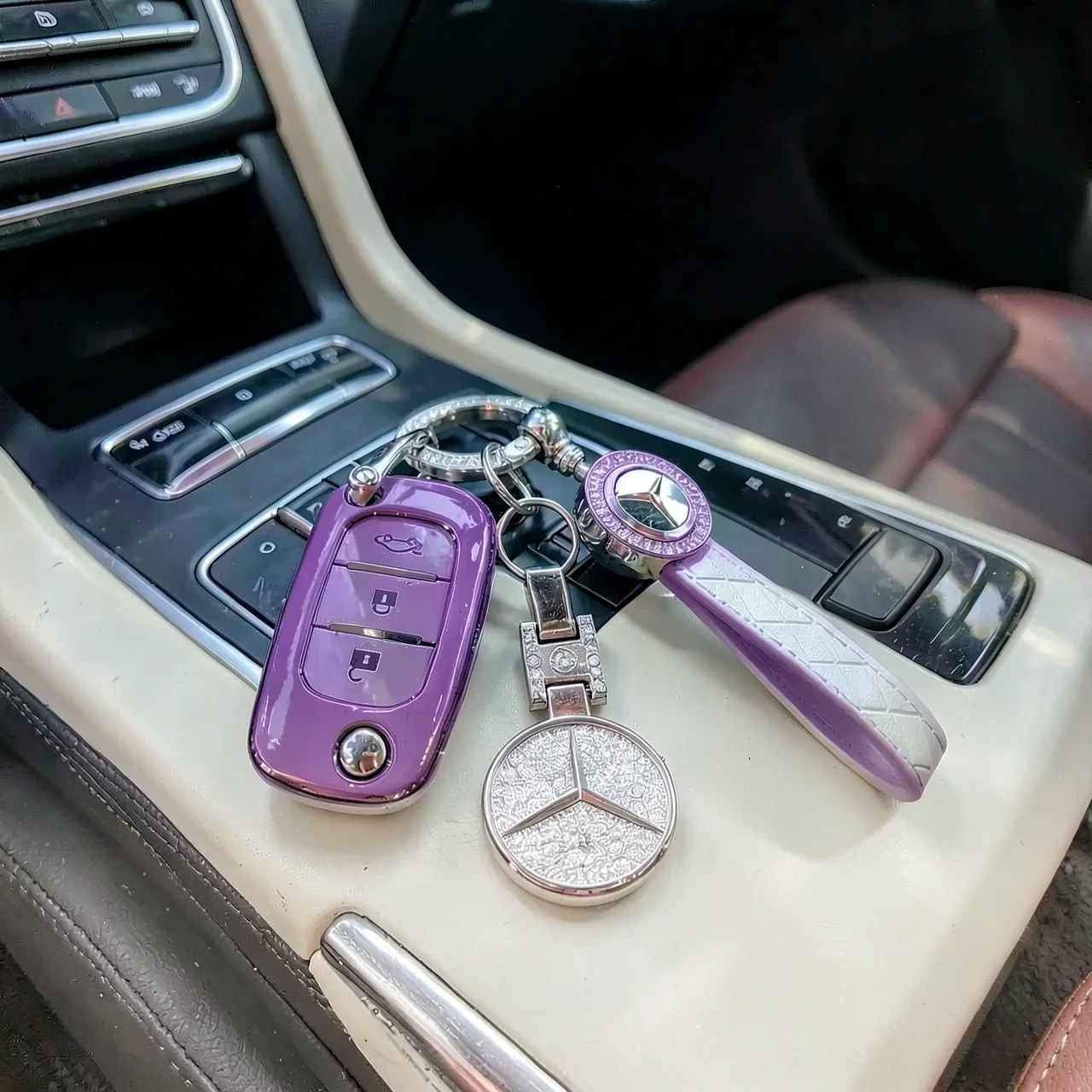 Чехол для ключа Mercedes фиолетовый стандарт