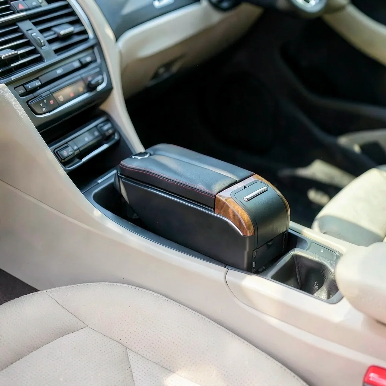 Подлокотник Volkswagen Santana 3000 хром серый