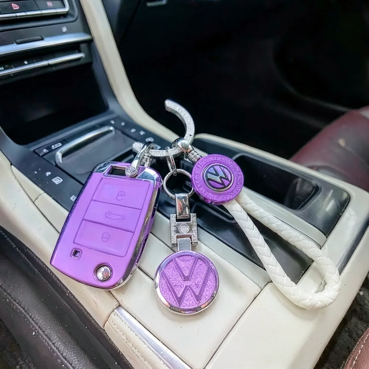 Чехол для ключа Volkswagen Huihuangda TPU фиолетовый с бриллиантовым кольцом