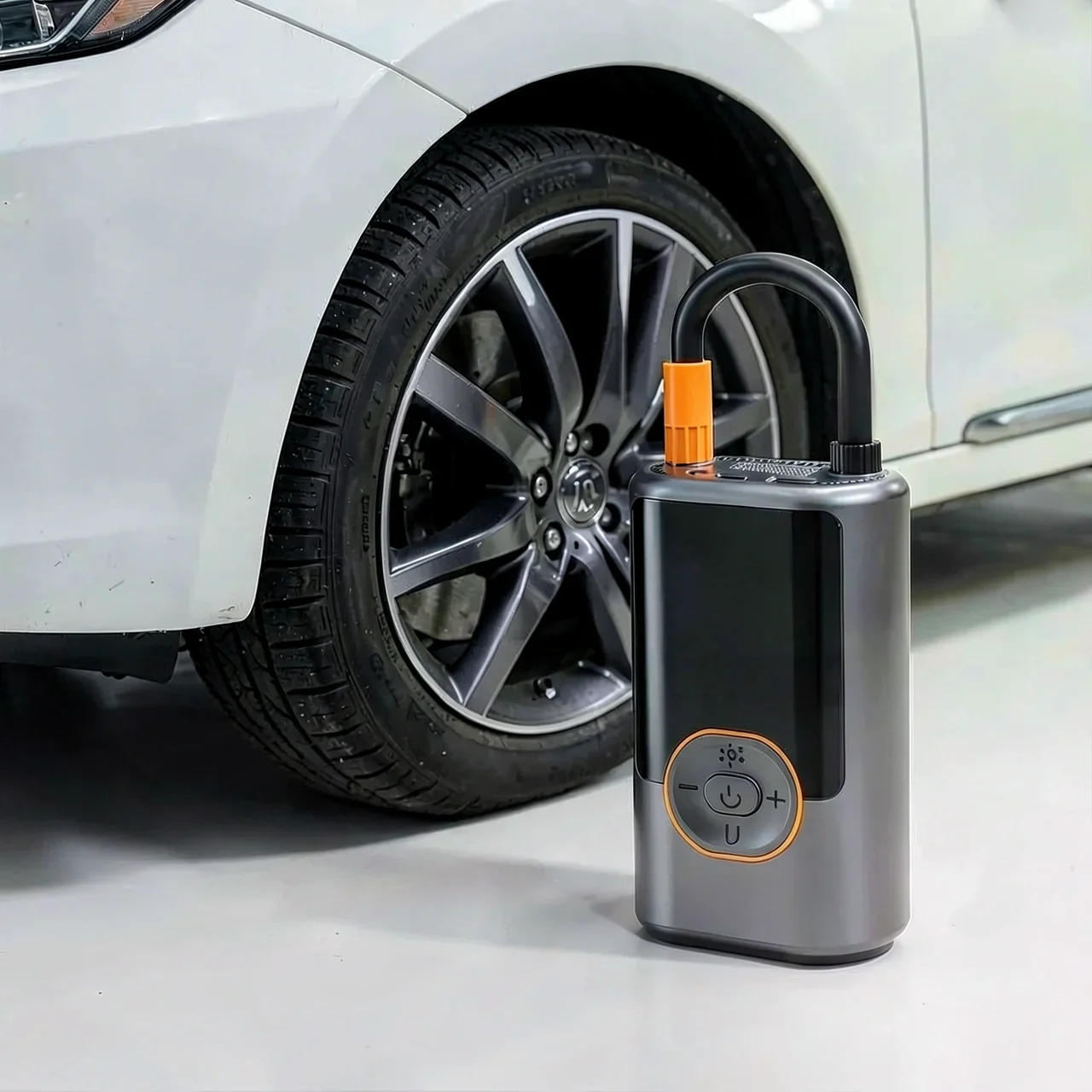 Компрессор двойное питание 19 цилиндр с power bank