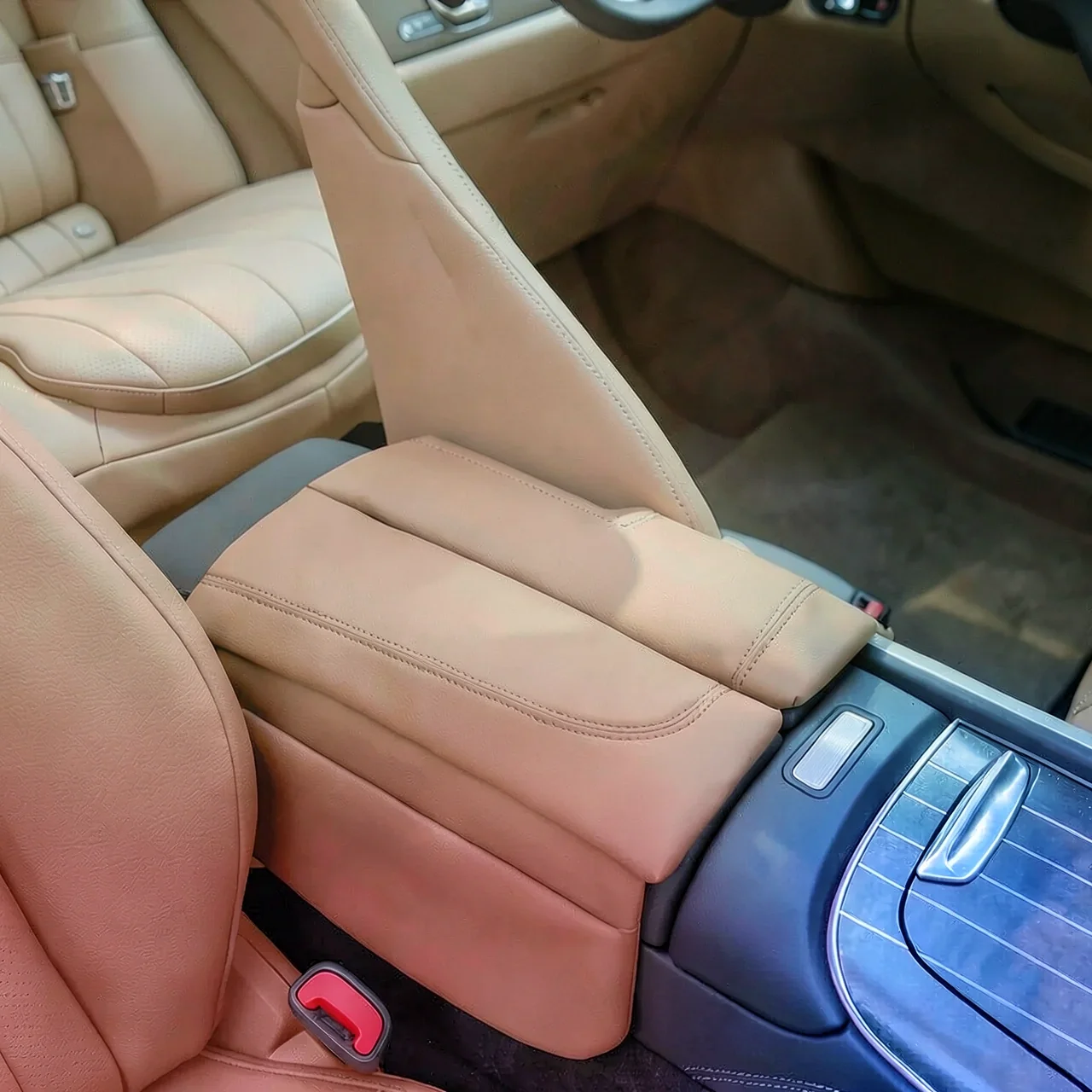 Подушка для C-Class без кармана, коричневая