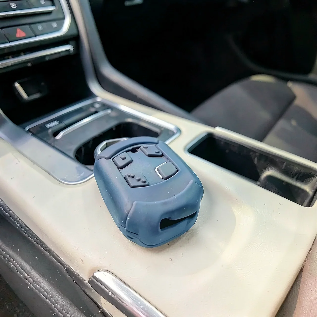 Чехол силиконовый Chevrolet небесно-голубой