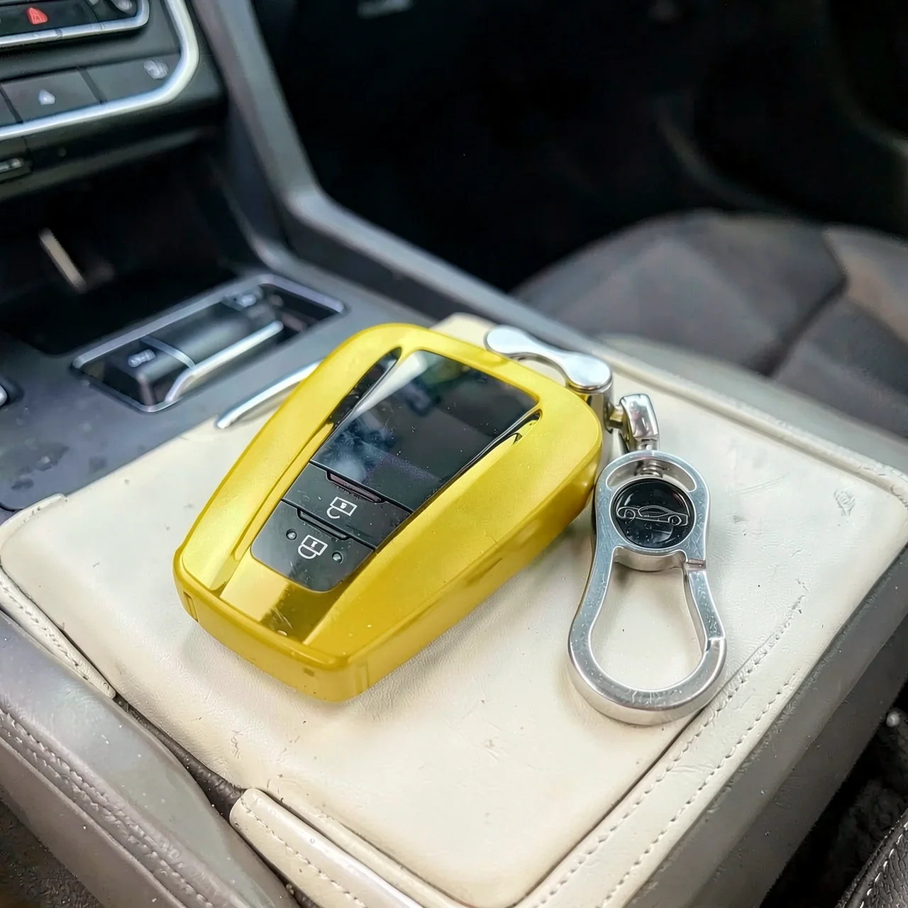 Чехол для ключа желтый