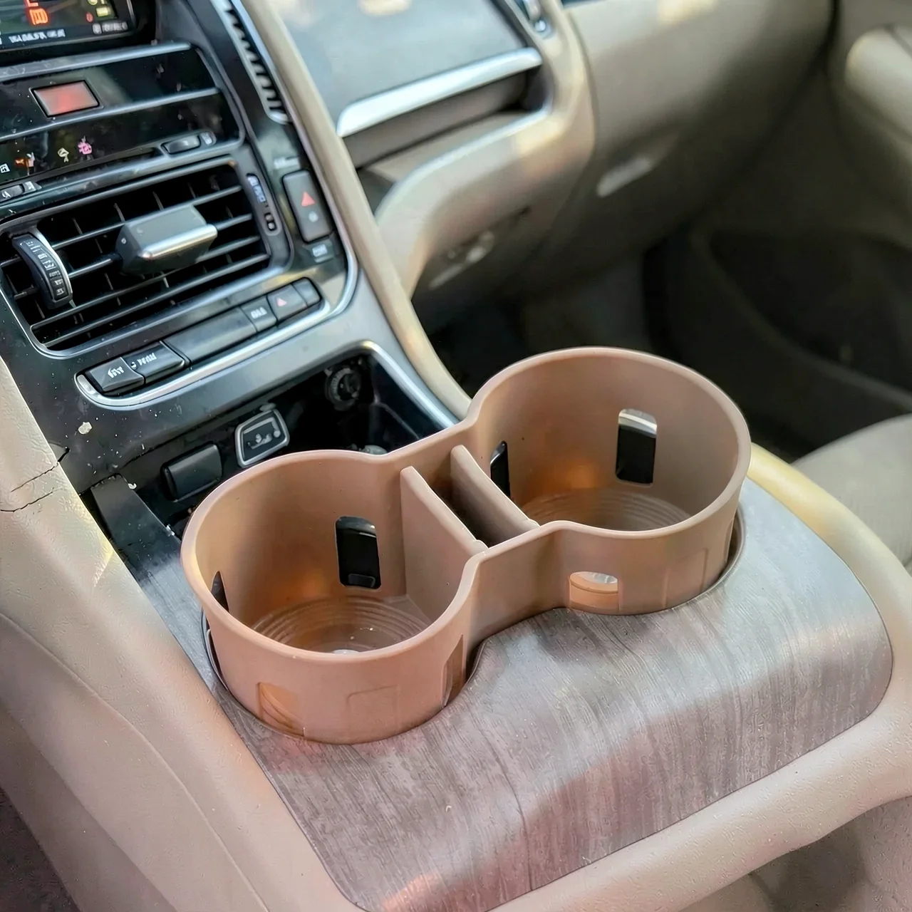 Подстаканник автомобильный двойной силиконовый белый песочный