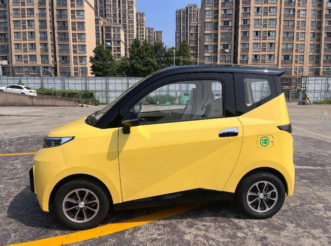 Электромобиль EV2 (L6e)