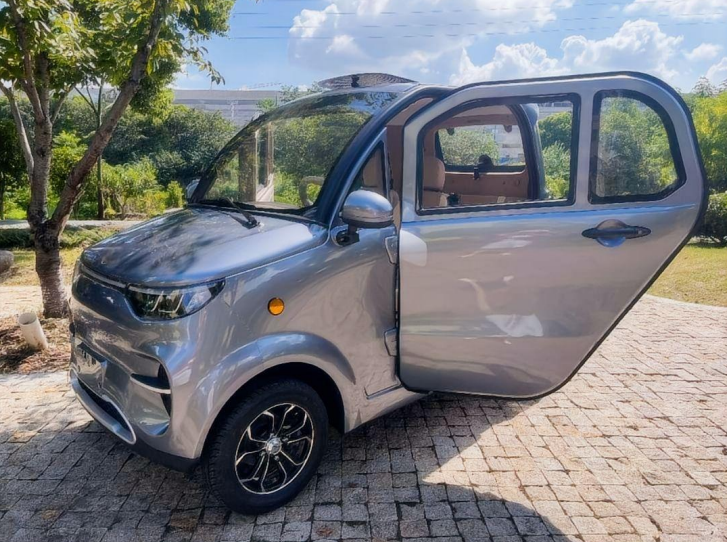 Электромобиль EV1 (L6e)