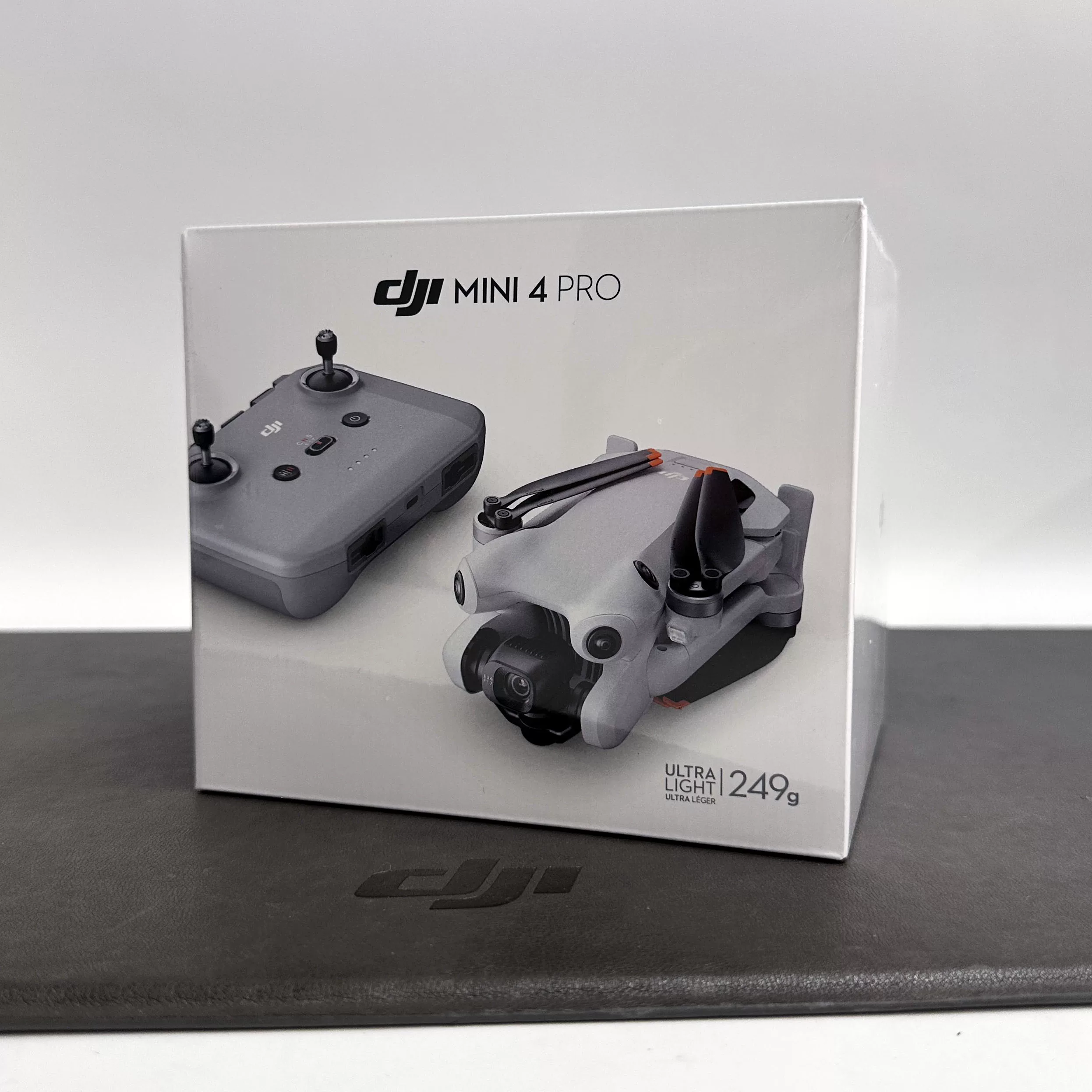 DJI DJI Mini4Pro Omnidirectional Obstacle Avoidance Intelligent Aerial Photography Non destructive Vertical Shooting Long Range Charging Manager