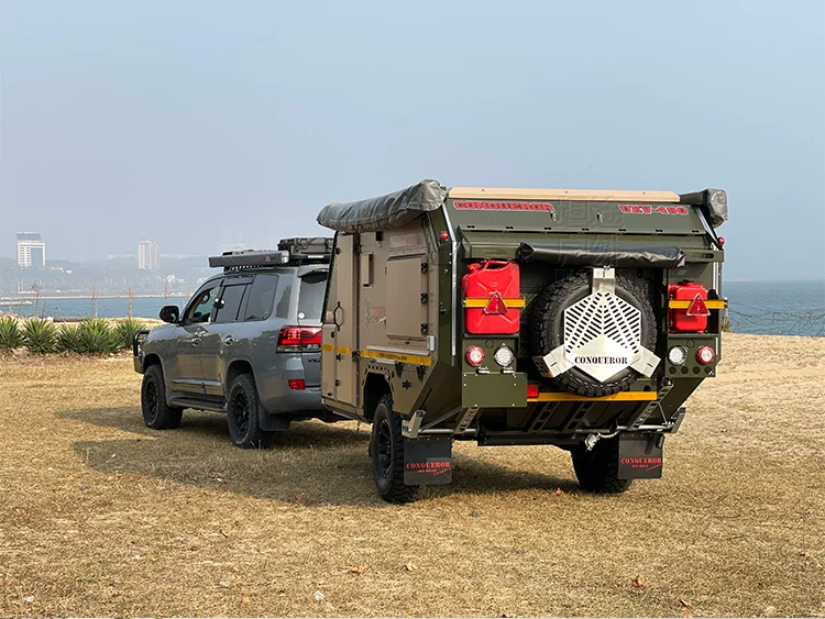 Автодом-прицеп для бездорожья Conqueror UEV490