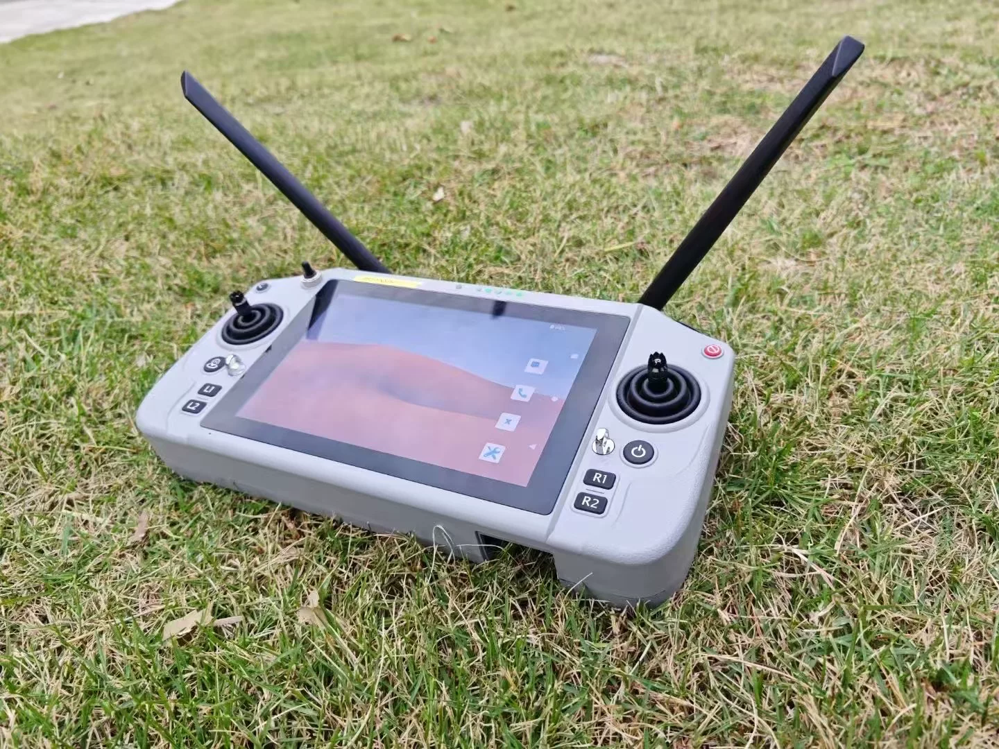 Yunzhuo G20 remote control dual frequency high-definition image transmission long-distance model aircraft crossing machine drone vehicle and vessel controller