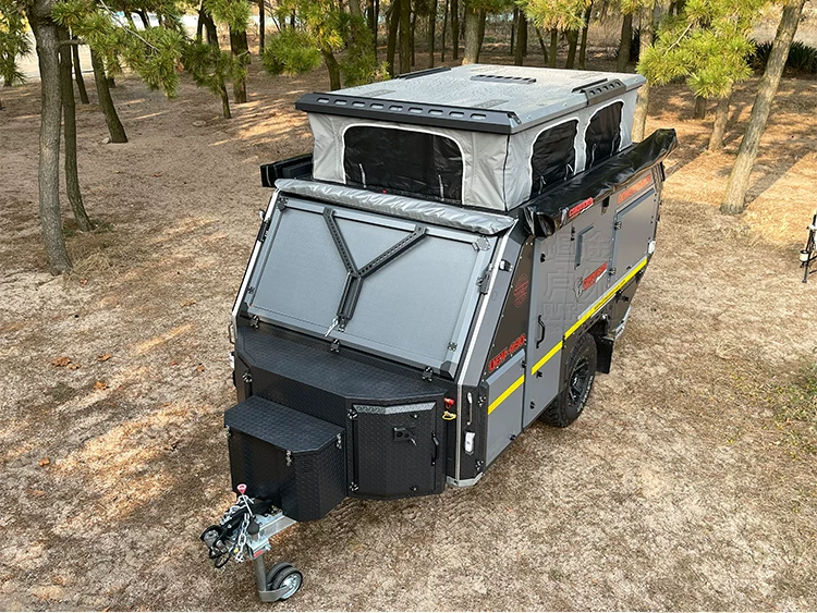 Автодом-прицеп для бездорожья Conqueror UEV490