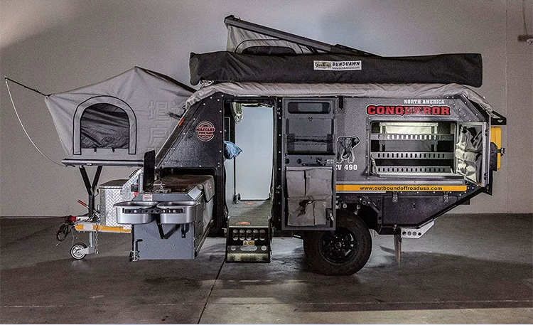 Автодом-прицеп для бездорожья Conqueror UEV490