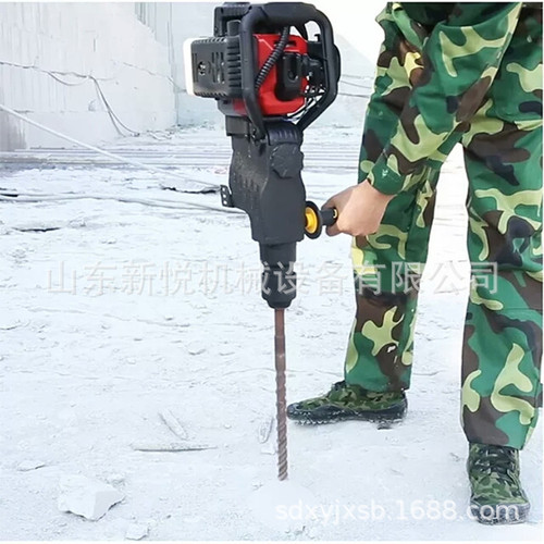 6.5 horsepower gasoline 1-meter wide snow blower, spiral small snow sweeper, snow blower in Jilin region