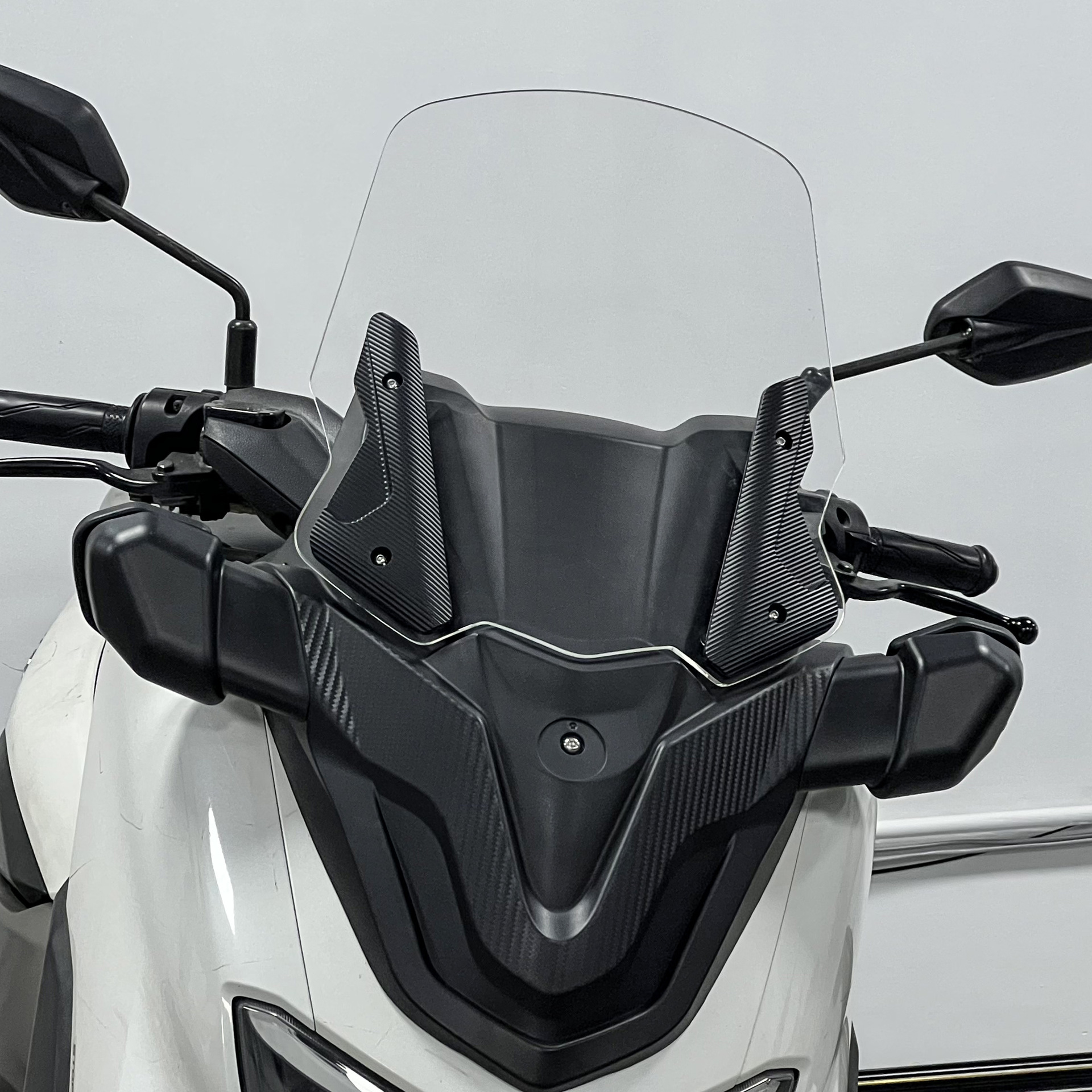 Подходит для модифицированного ветрового стекла Yamaha NMAX155 перед декоративным покрытием ветрового стекла