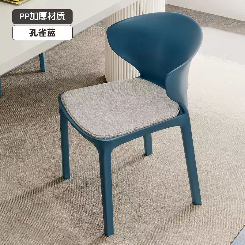 Modern minimalist dining chairs, household chairs, cow horn chairs, plastic chairs, leisure chairs, thickened adult backrest plastic chairs