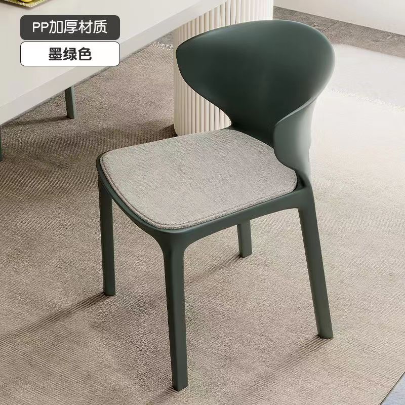 Modern minimalist dining chairs, household chairs, cow horn chairs, plastic chairs, leisure chairs, thickened adult backrest plastic chairs