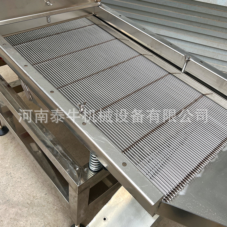 Stainless steel linear sieve vibrating screen seasoning food sieve particle powder multi-layer sieve tea square rocking sieve
