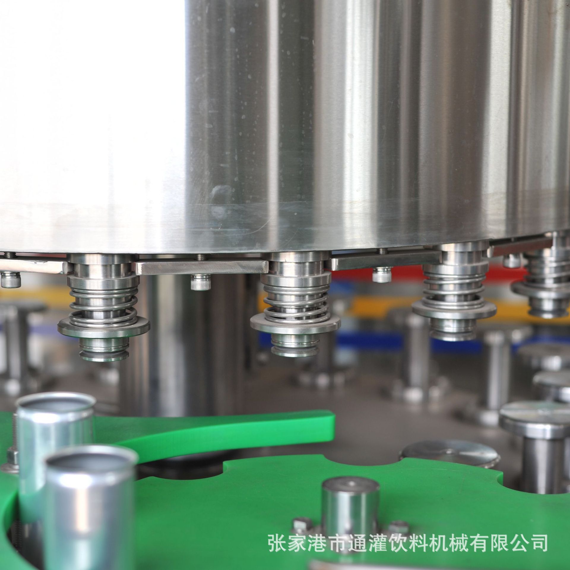 灌装机不含气饮料灌装机生产线设备易拉罐机器制作啤酒罐装机械