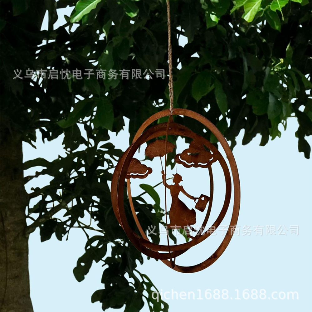 Factory direct sales supply Amazon independent station rusty metal wind chimes 3D heart wind chimes garden outdoor decoration
