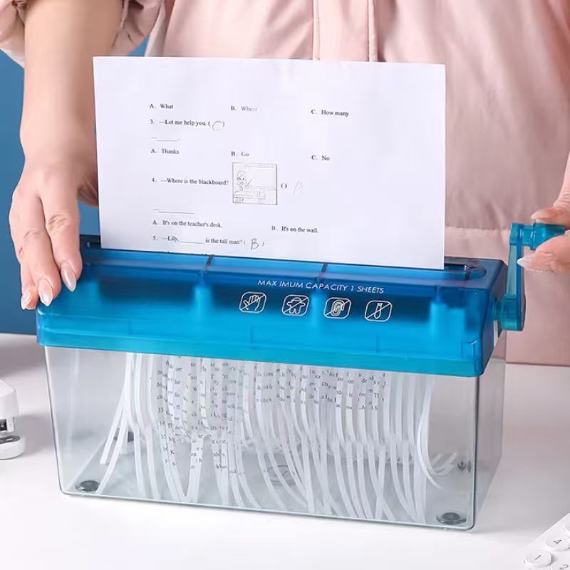 Manual shredder for office mini home use, manual small paper shredding tool, hand cranked A4 paper shredder