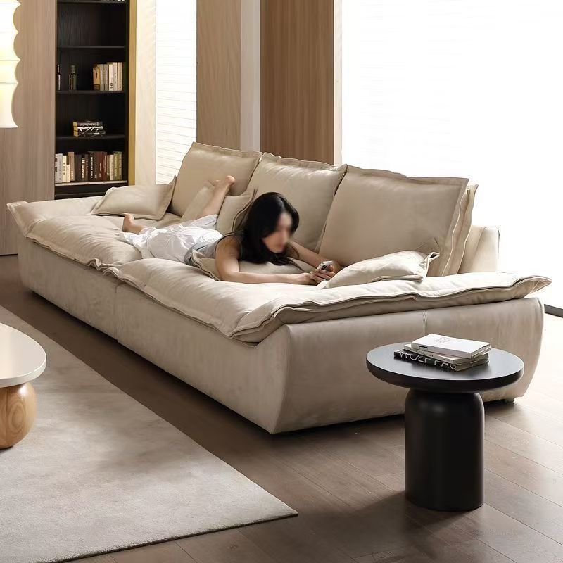 Диван для гостиной Auckland Sofa матовый бархат