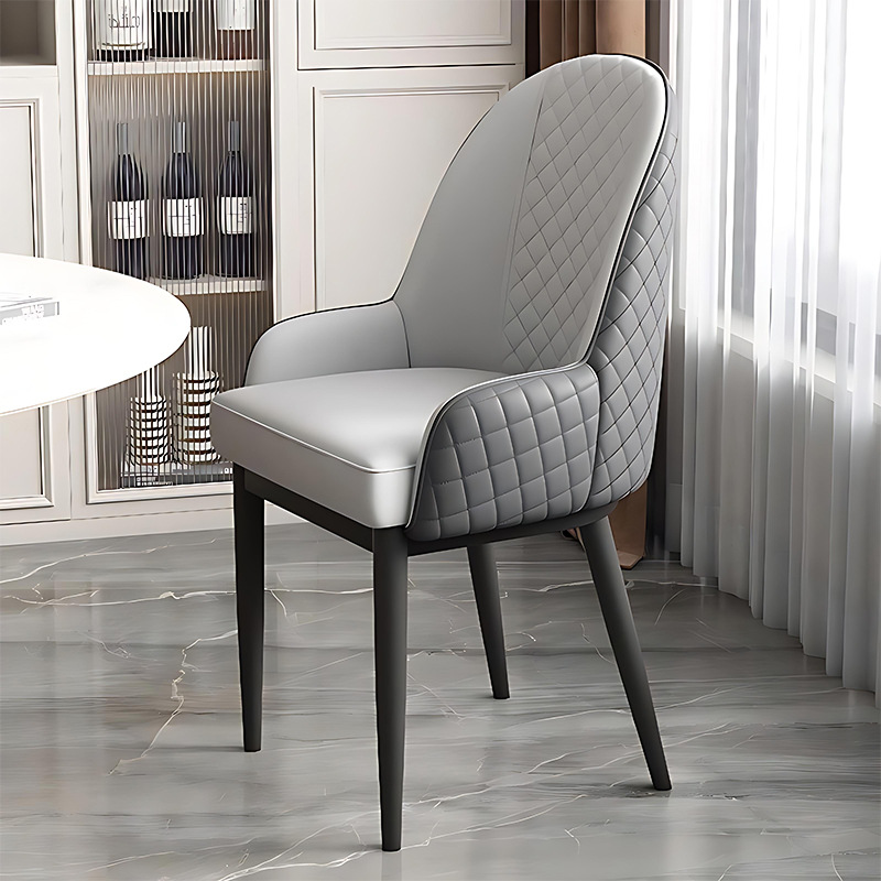 Italian minimalist metal mahjong hall chairs, dining chairs, sedentary backrests, hotel restaurant furniture, leather high backrests