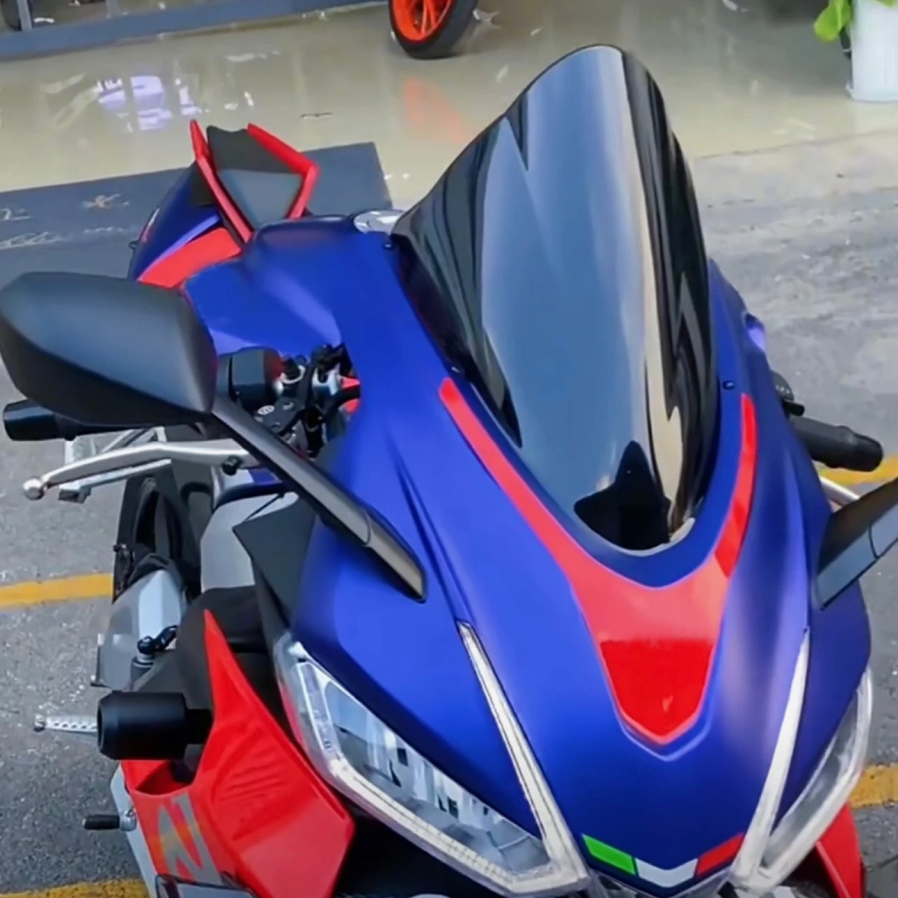 Подходит для модифицированного мотоцикла Aprilia RS660 20-24, усиленное переднее лобовое стекло