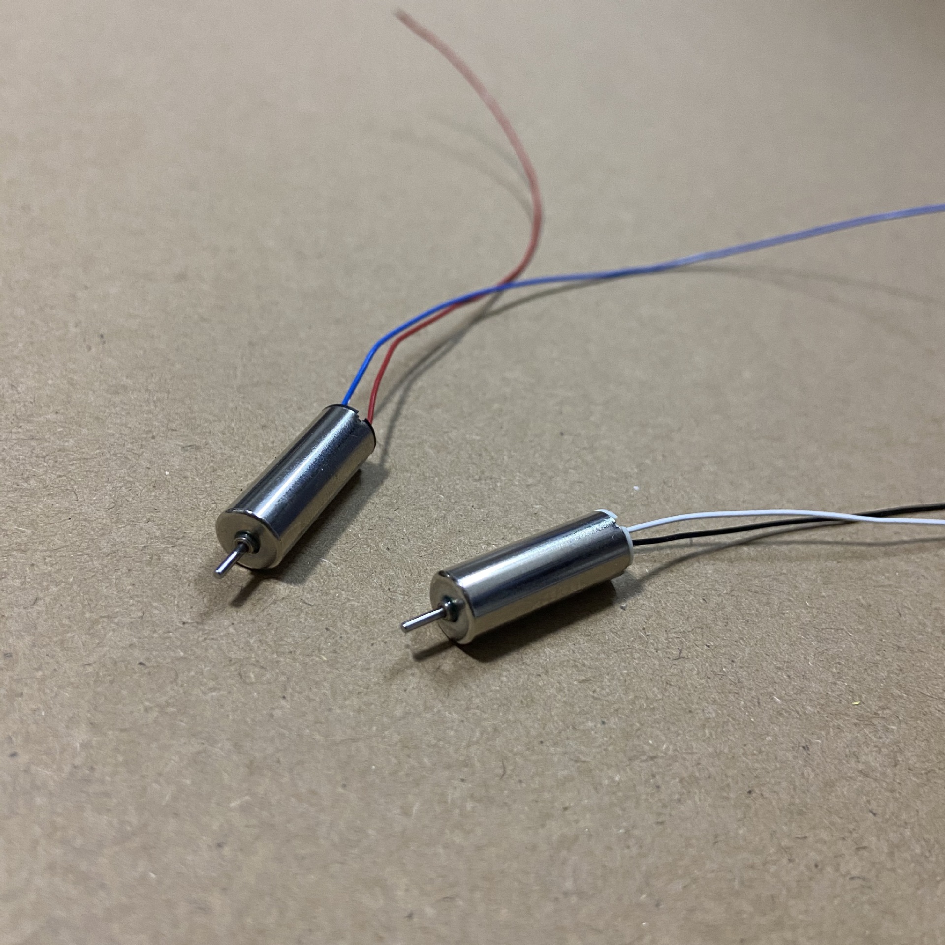 720空心杯高速3.7V 50000转四轴飞行器航模电机马达720微型小马达
