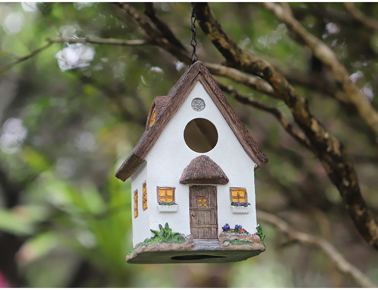 Resin bird nest, bird house, bird house, outdoor hanging courtyard garden decoration, bird feeder ornaments, resin handicrafts