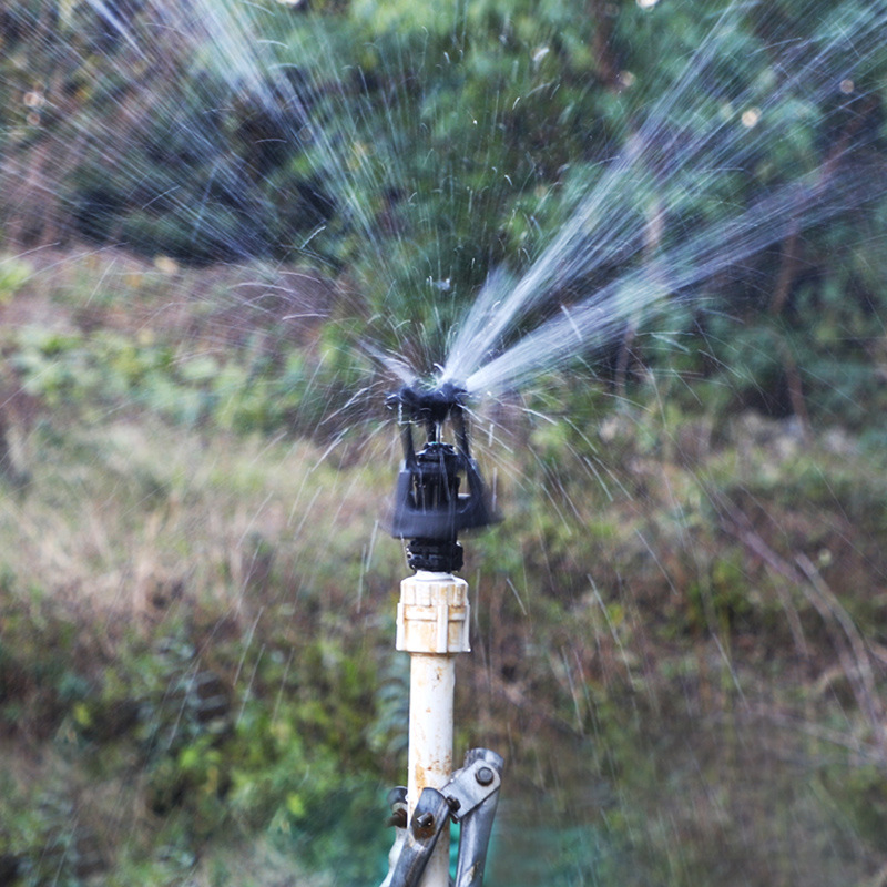 4-point European style external rotating swing nozzle 360 degree garden watering rotating dust reducing and cooling lawn gardening sprinkler