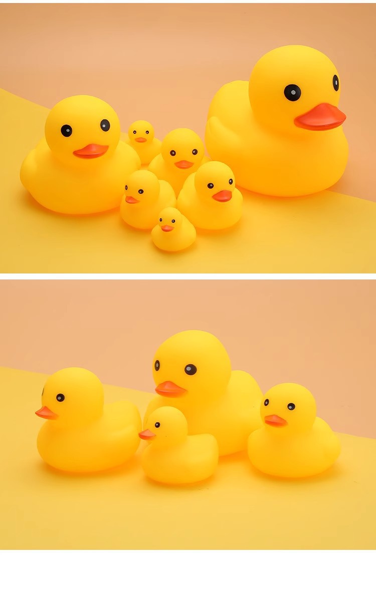 Baby bath toy, yellow duck, children's swimming pool, playing in the water, pinching, making noise, internet celebrity, little duck, boy and girl, baby