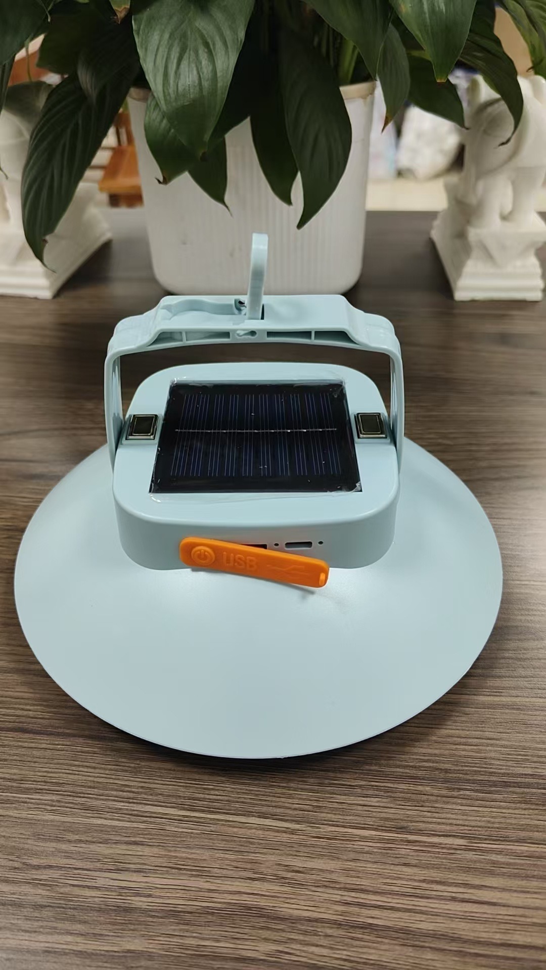 Solar camping light, super bright LED charging light, long-lasting stall lighting, outdoor tent light, rainproof hanging light