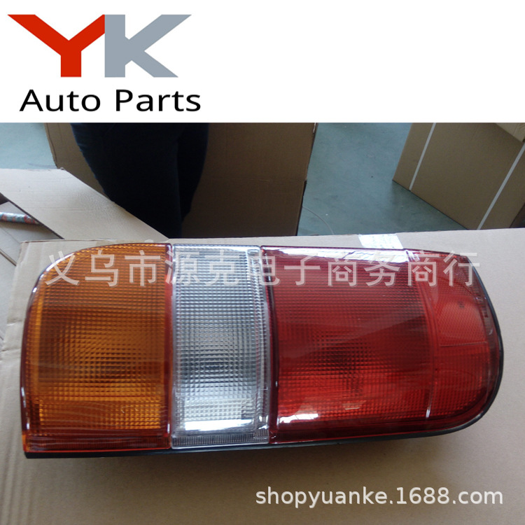 Подходит для Toyota Hiace 1989-2004, оригинальный задний фонарь HIACE 212-1951, трехцветный задний фонарь Hiace