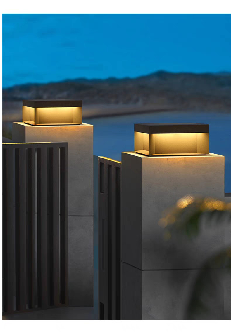 Outdoor courtyard lights, villa door pillars on both sides, waterproof garden atmosphere decoration, new solar column headlights